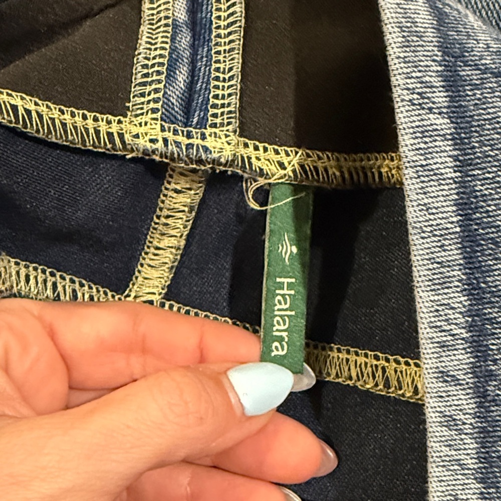 HALARA Classic Blue Denim with Contrast Stitching